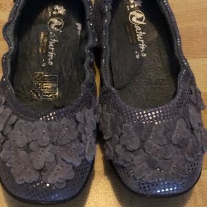 Girls slip on, dress shoe by Naturino